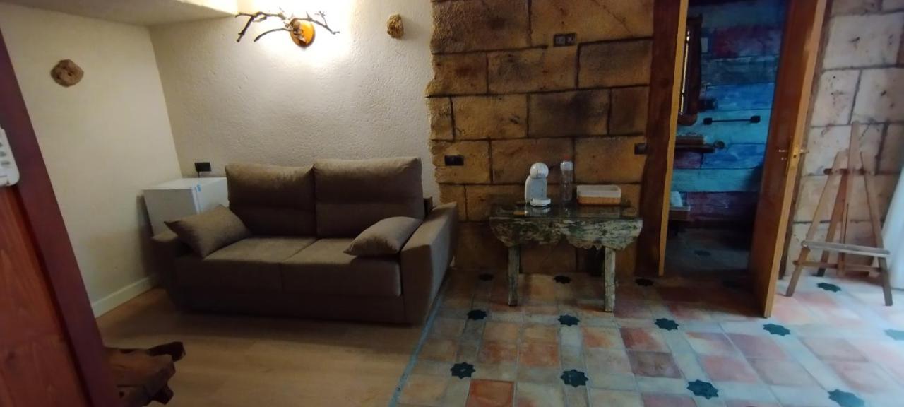 בית הארחה קאסורלה 	La Casa De La Abuela מראה חיצוני תמונה