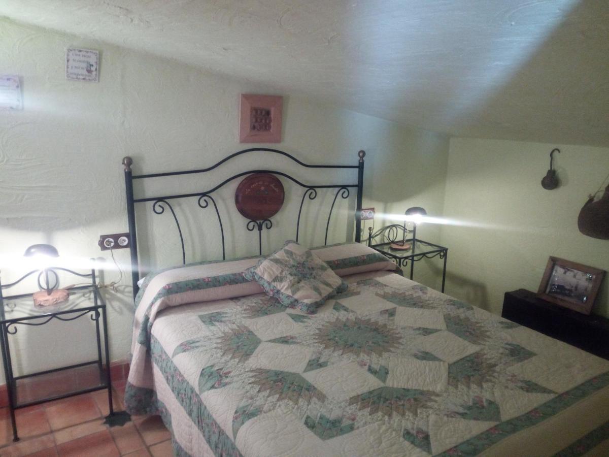 בית הארחה קאסורלה 	La Casa De La Abuela מראה חיצוני תמונה